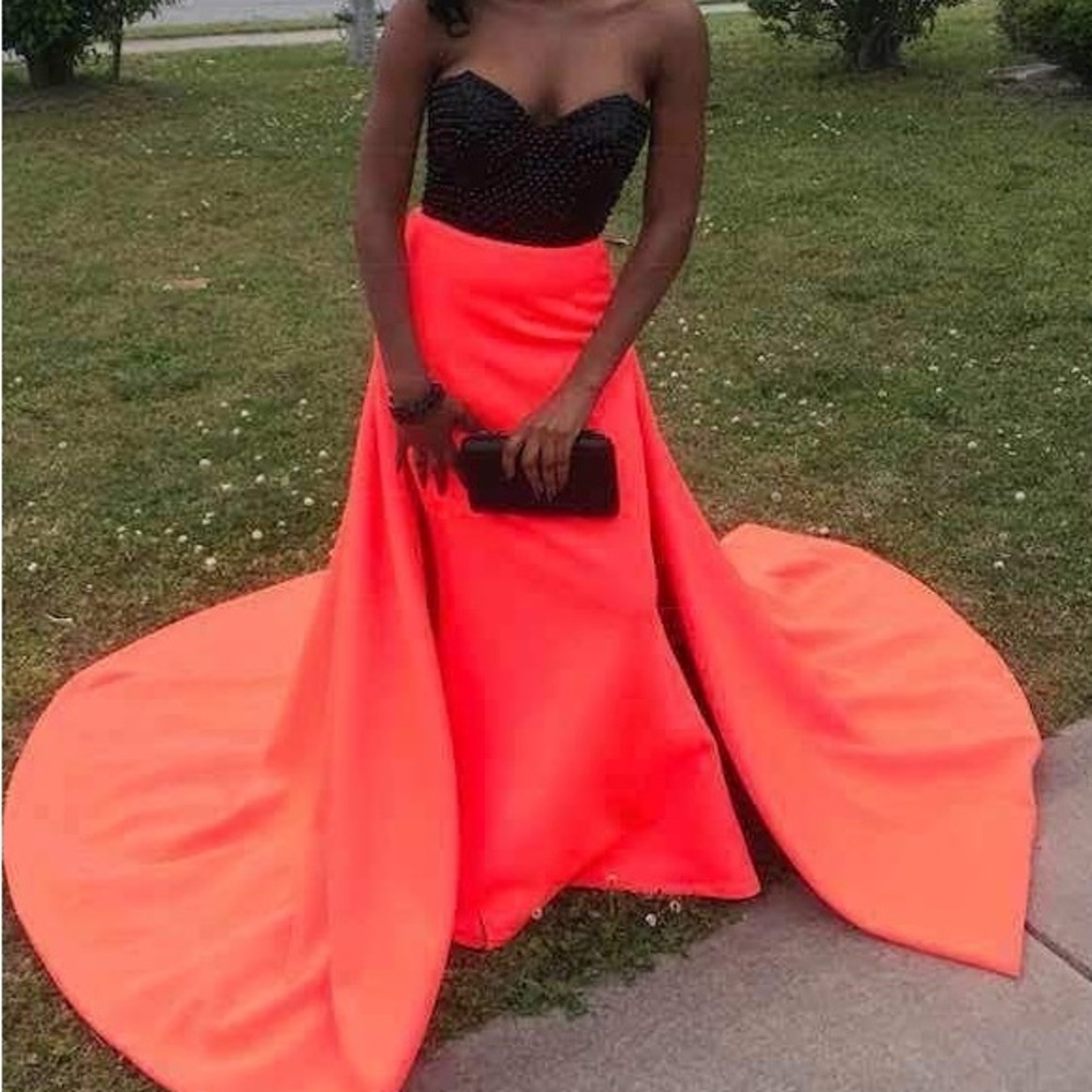 Prom dress